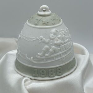 1987 Lladro Christmas Bell
